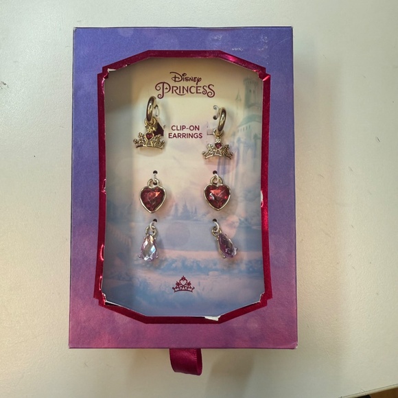 Disney Kid's Princess Aurora Multicolor Mix and Match Removable Clip Earring Set - Picture 3 of 6